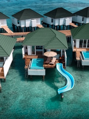 Lagoon Villa with Pool + Slide