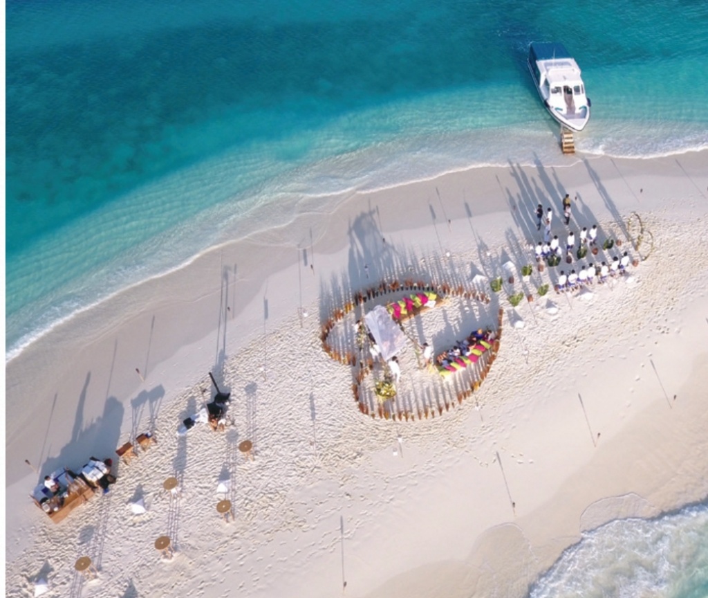 SONEVA_WEDDING_BROCHURE_with-credit-lowres_page-0007.jpg SONEVA_WEDDING_BROCHURE_with-credit-lowres_page-0007.jpg
